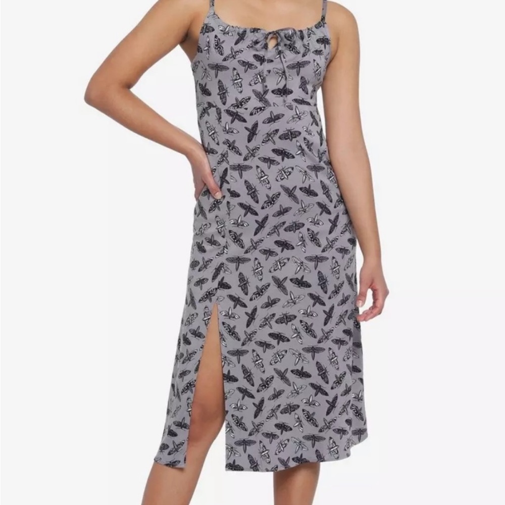 Hottopic moth print midi dress with slit brand new with tags